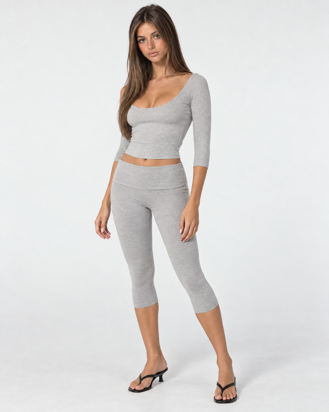 Conjunto Soft Girl Era Capri con top de manga tres cuartos