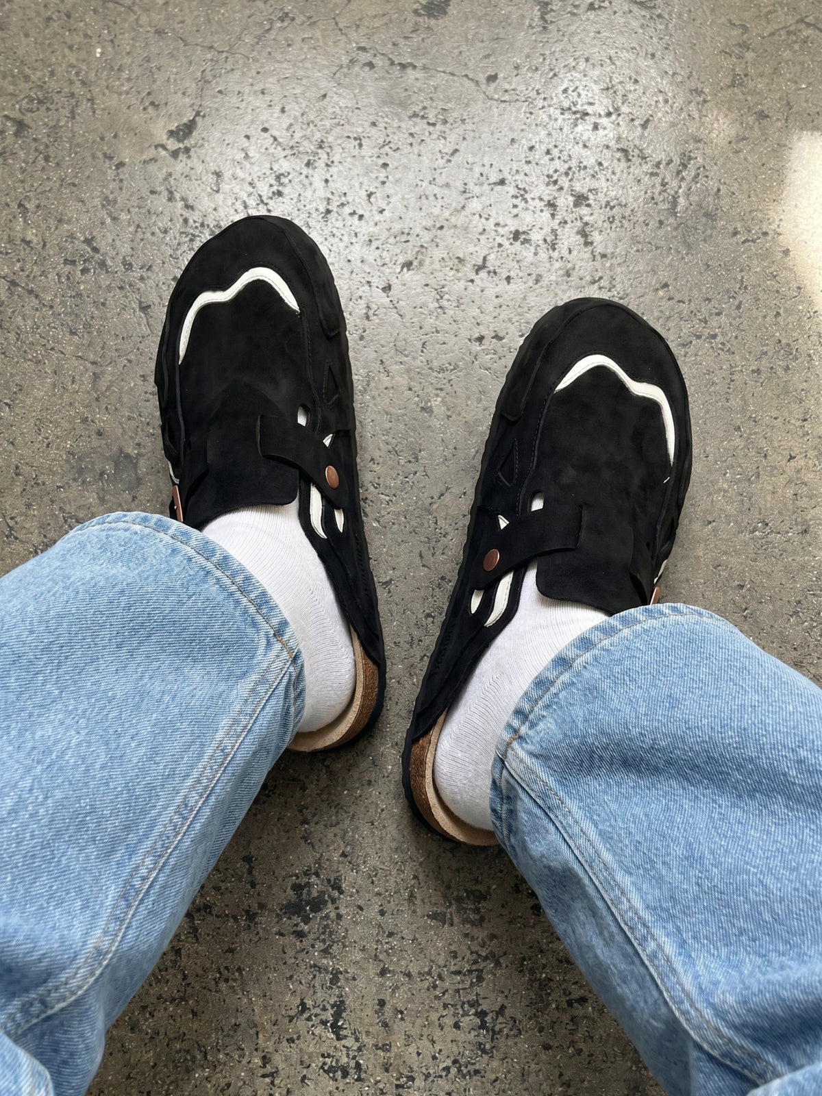 Zuecos Ondulados Negros