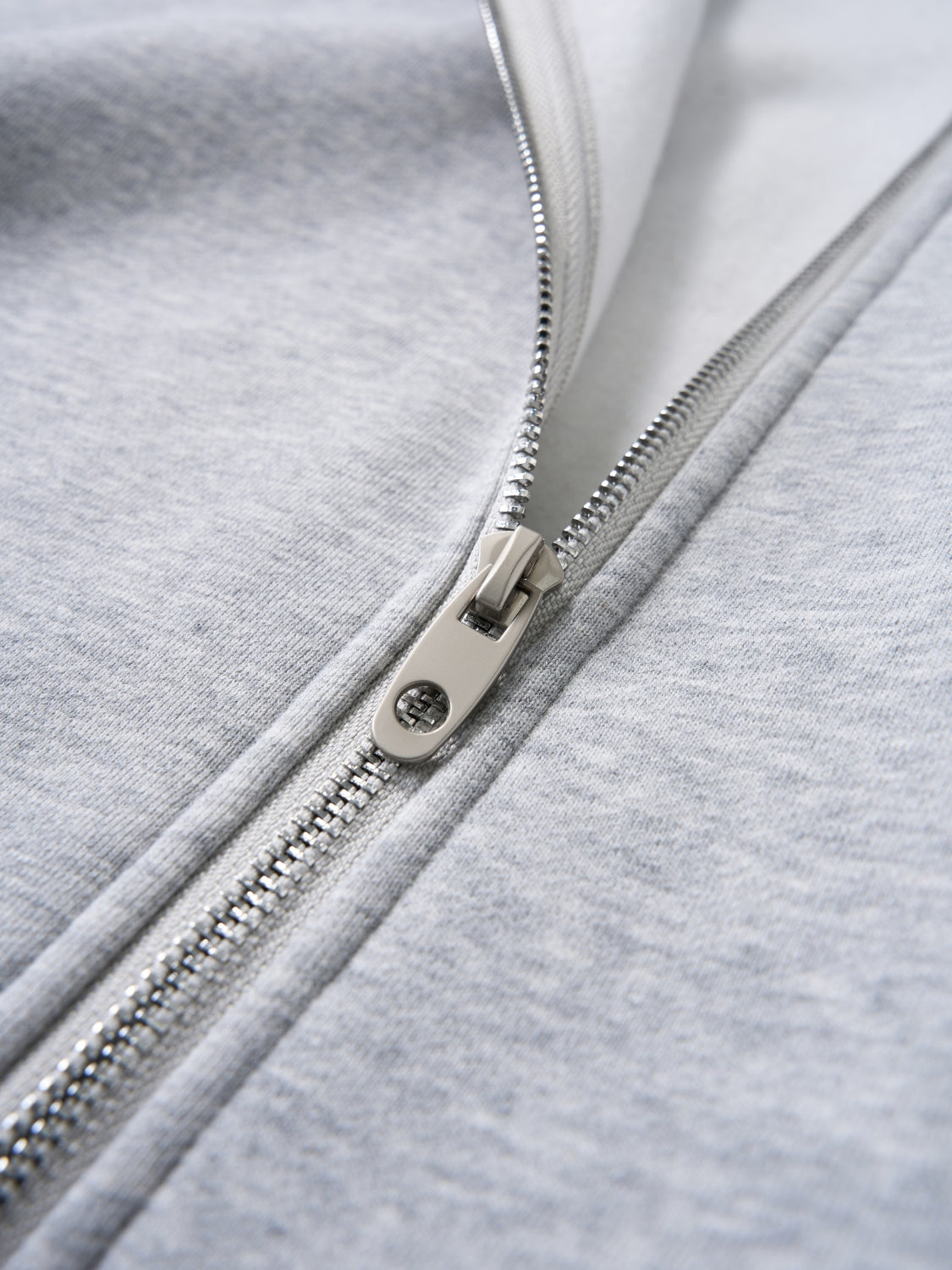 Sudadera con Capucha y Cremallera