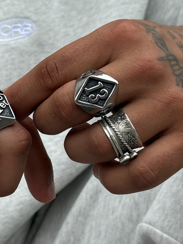 Número de la suerte 13 Anillo