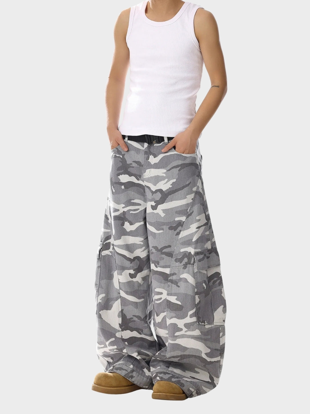 DCRB Gris Camo Cargo Vaqueros
