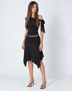 soft focus asymmetrical set