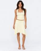 Conjunto Soft Launch de top halter y falda midi