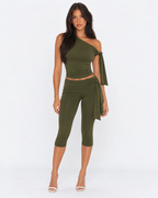 it girl capri set