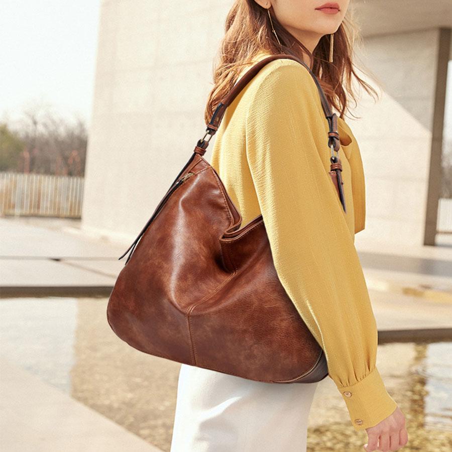 Conjunto de Tres Bolsos Hobo Suaves